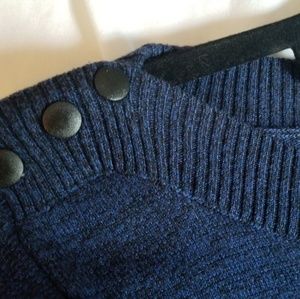 3/4 Sleeve Navy/Black Sweater Size Small